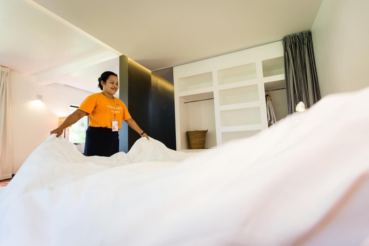 Sala Bai Hotel & Restaurant School シェムリアップ エクステリア 写真