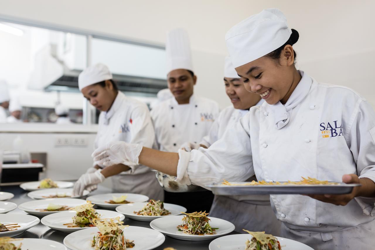 Sala Bai Hotel & Restaurant School シェムリアップ エクステリア 写真